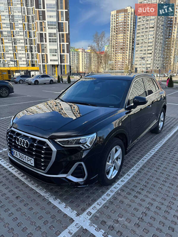 Audi Q3 (2021)