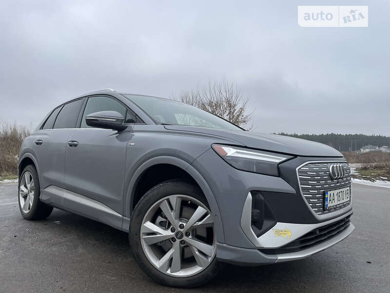 Audi Q4 e-tron (2022)
