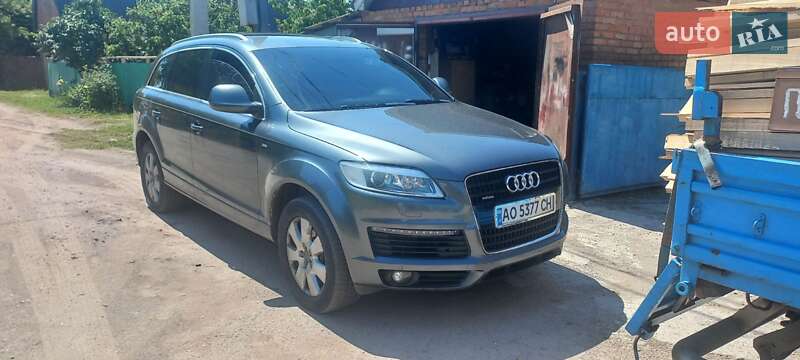 Audi Q7 (2007)