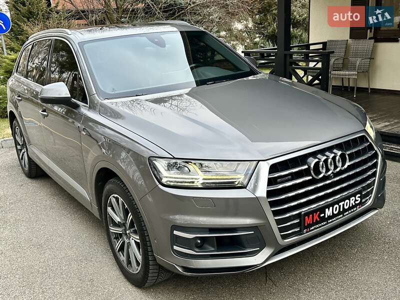 Audi Q7 (2016)