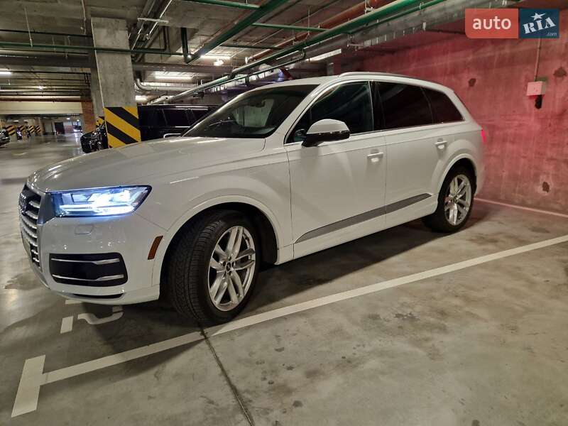 Audi Q7 (2017)