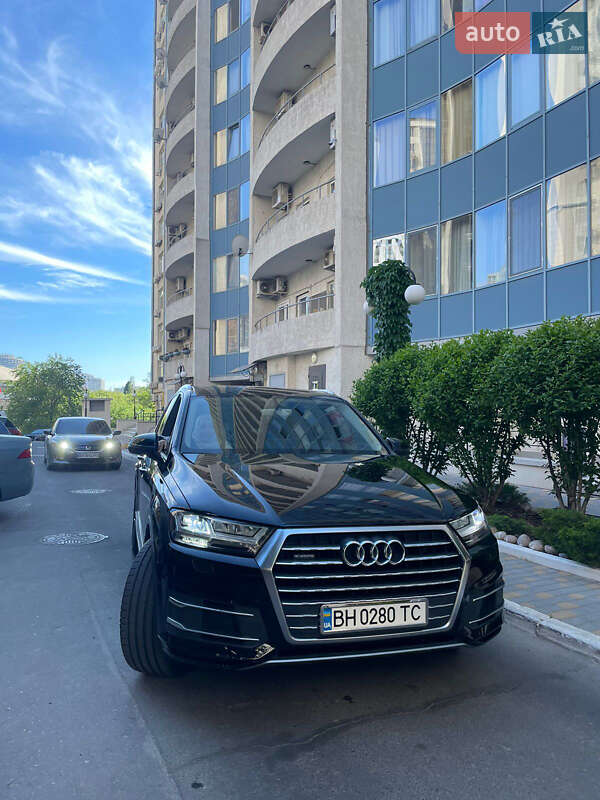 Audi Q7 (2015)