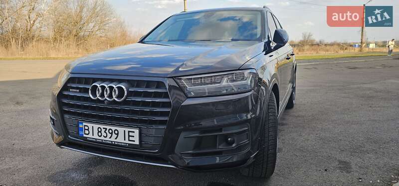 Audi Q7 (2016)
