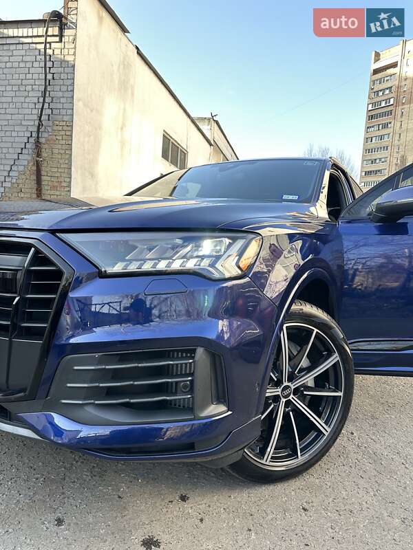 Audi Q7 (2023)