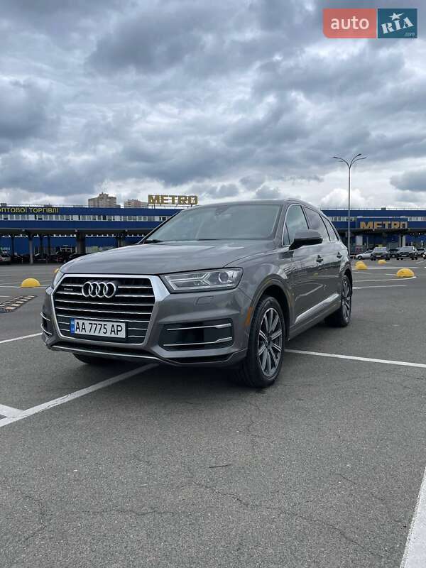Audi Q7 (2016)
