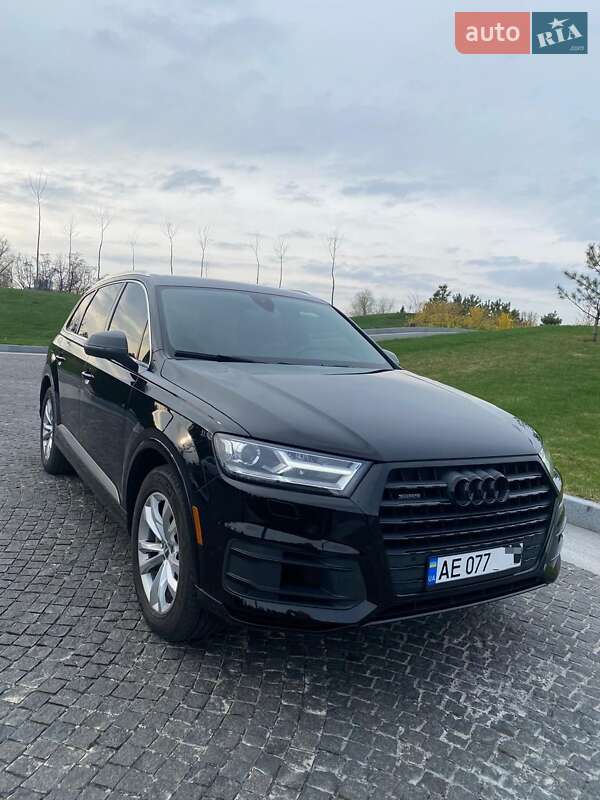 Audi Q7 (2016)