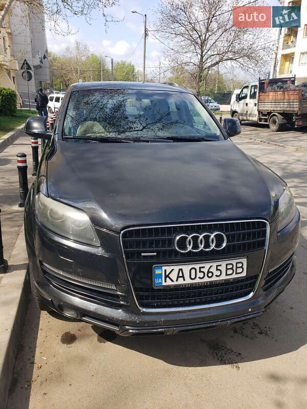 Audi Q7 (2006)