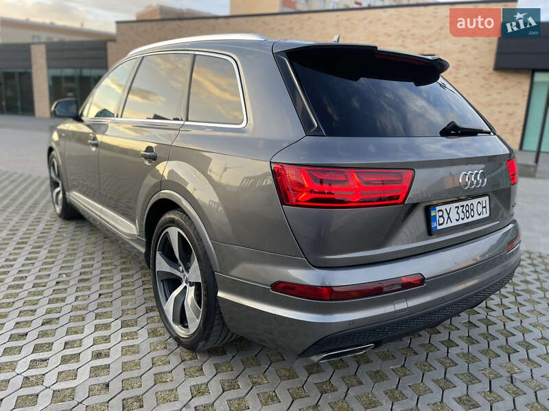 Audi Q7 (2016)