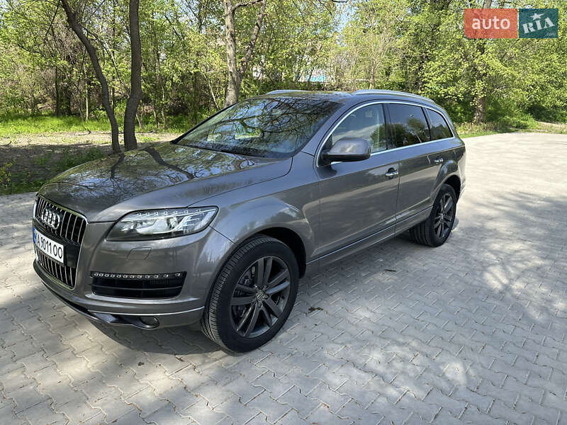 Audi Q7 (2010)