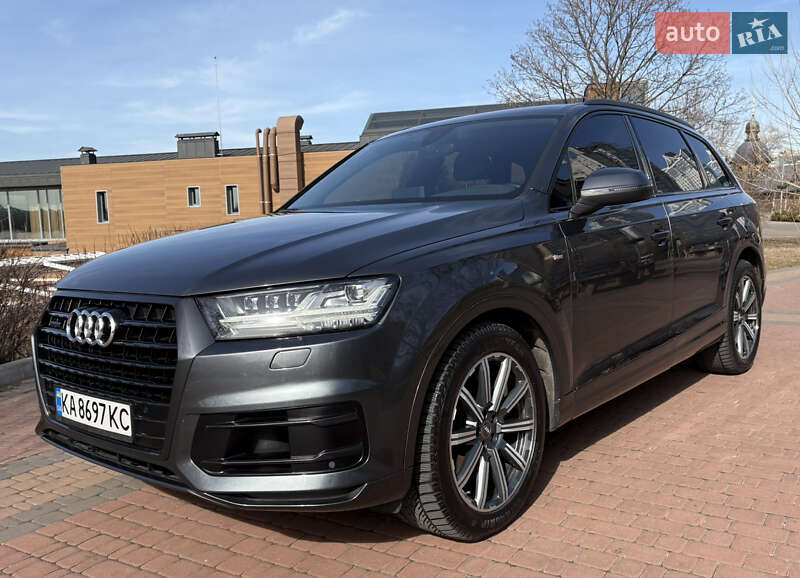 Audi Q7 (2016)