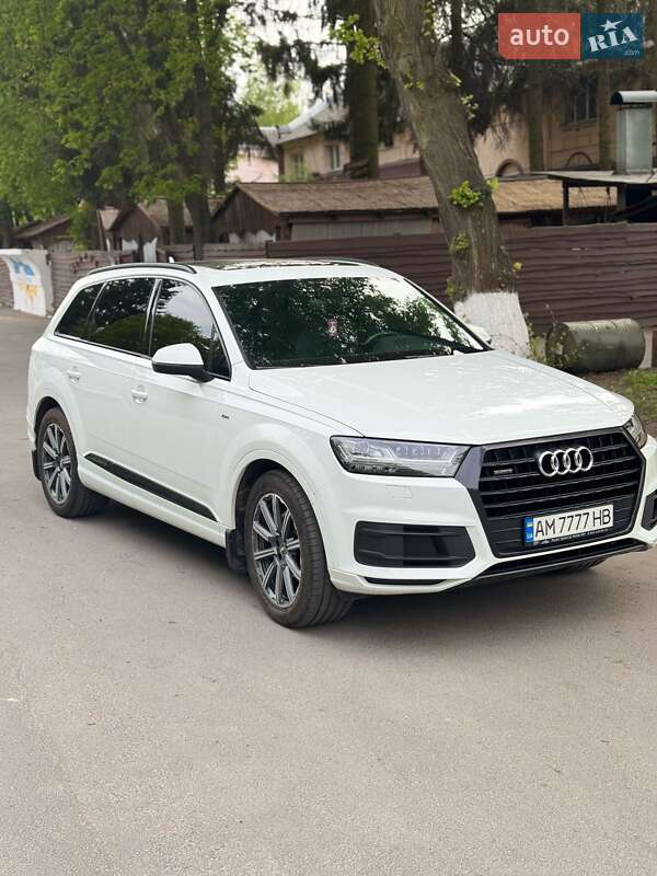 Audi Q7 (2016)
