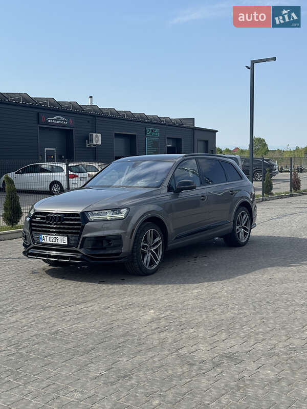Audi Q7 (2016)