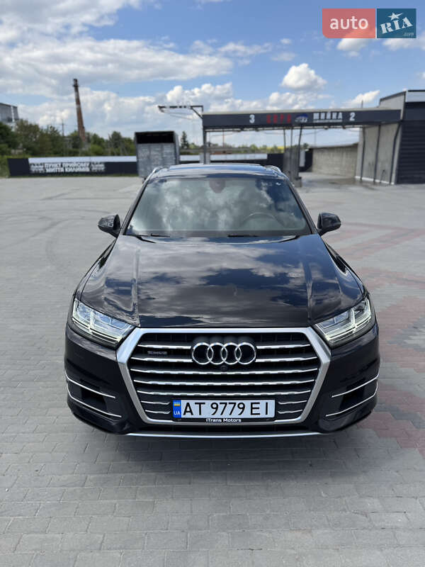 Audi Q7 (2016)