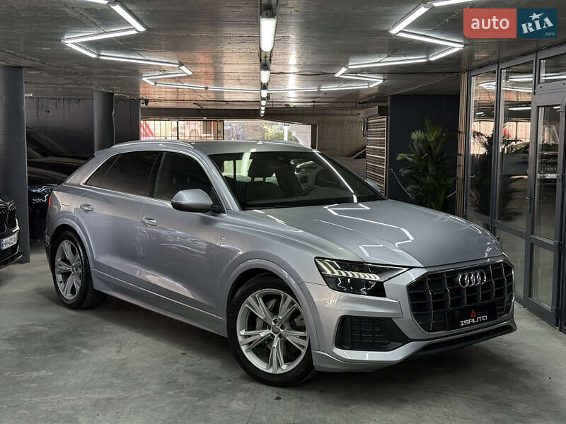 Audi Q8 (2019)