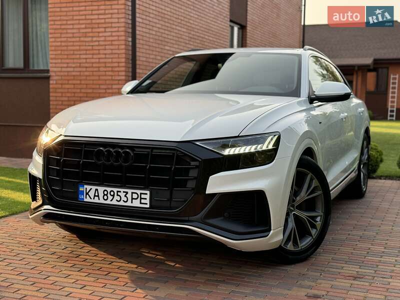 Audi Q8 (2018)