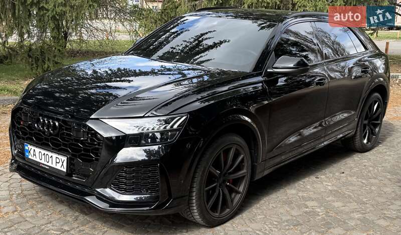 Audi Rs q8 (2021)