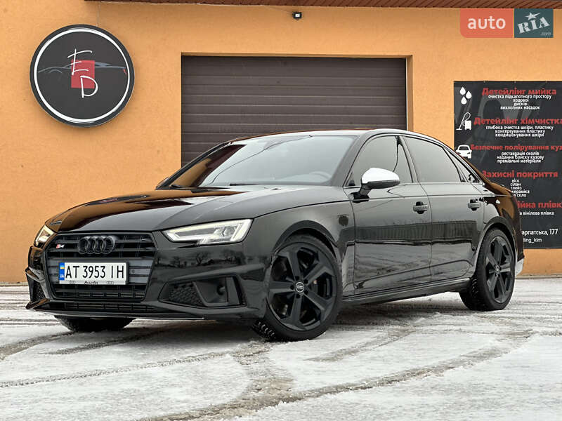 Audi S4 (2019)