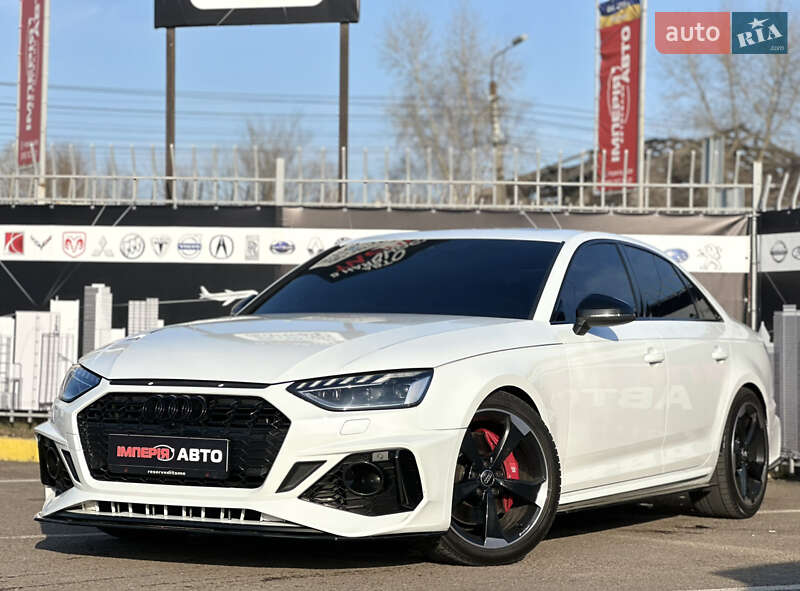 Audi S4 (2019)