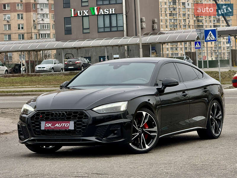 Audi S5 (2022)