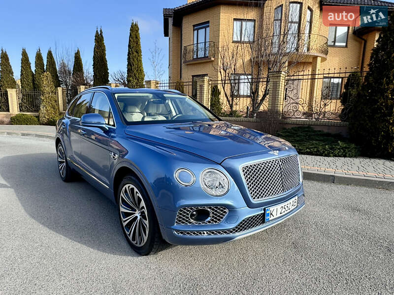 Bentley Bentayga (2016)
