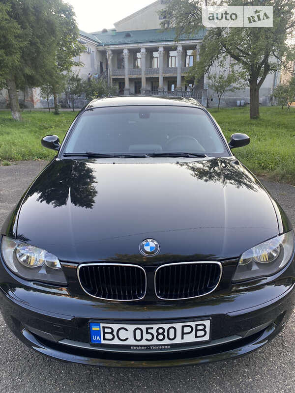 Bmw 1 series (2009)