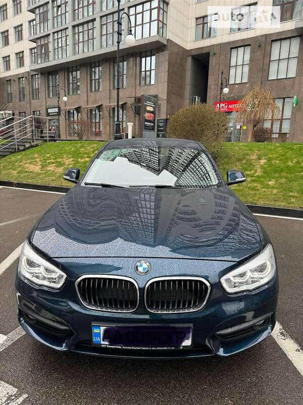 Bmw 1 series (2017)