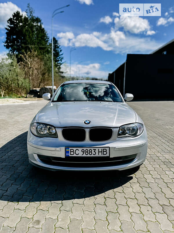 Bmw 1 series (2010)