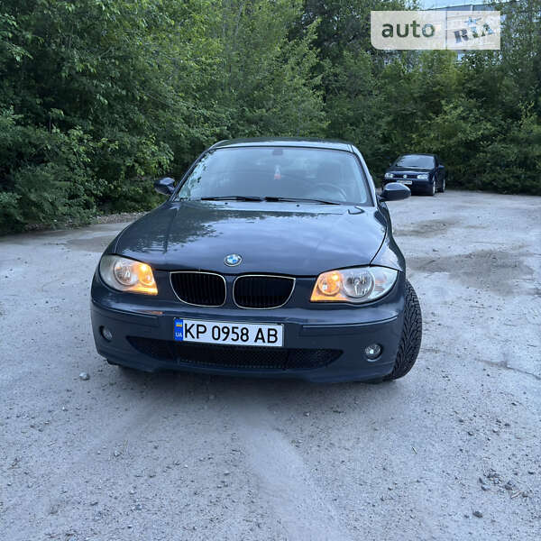 Bmw 1 series (2006)