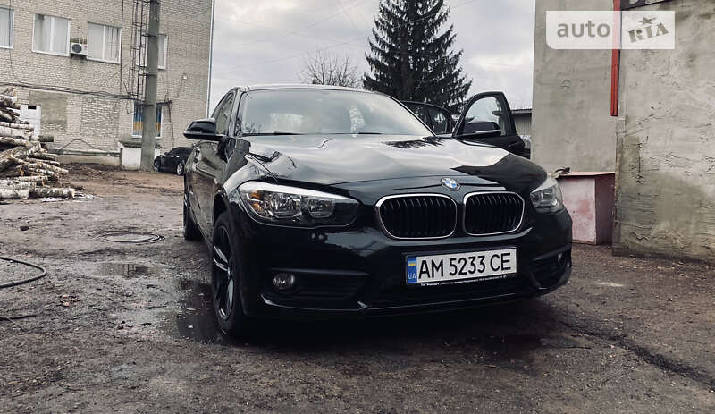 Bmw 1 series (2017)