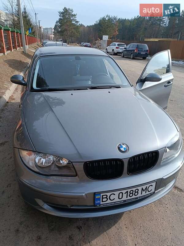Bmw 1 series (2009)