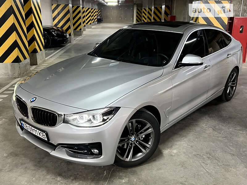Bmw 330i xdrive (2016)