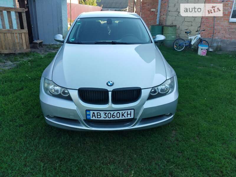 Bmw 318 (2006)