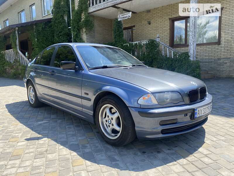 Bmw 318 (1999)