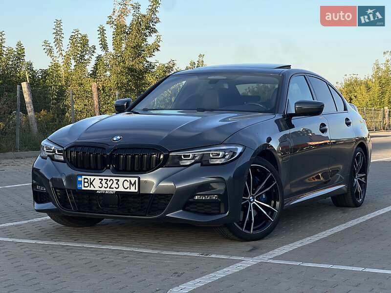 Bmw 330e (2019)