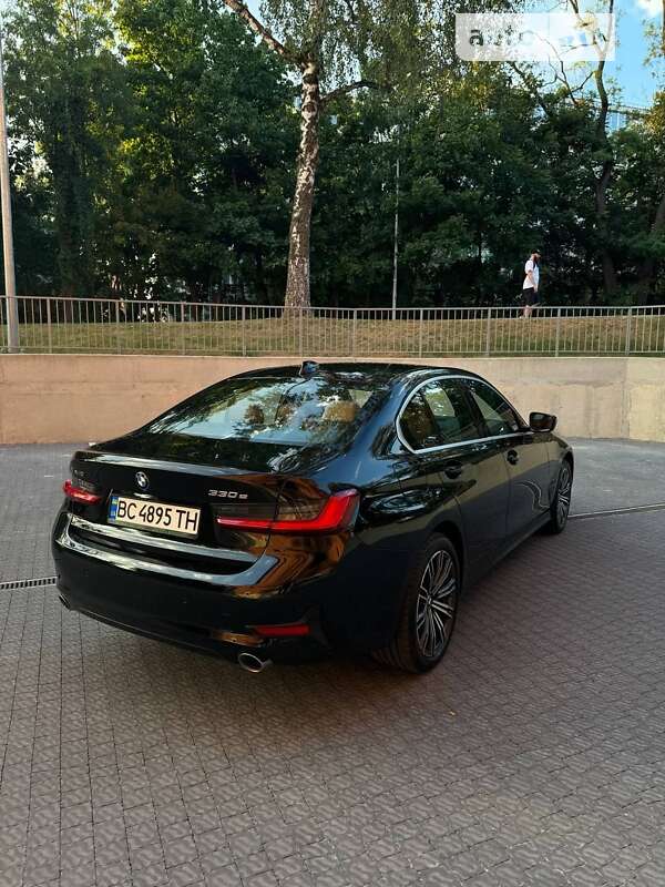 Bmw 330e (2020)