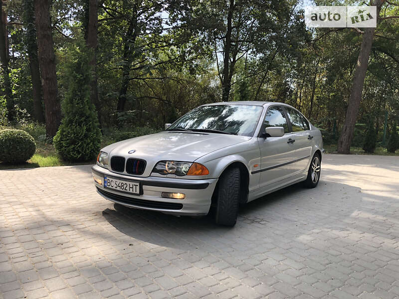 Bmw 318 (2001)