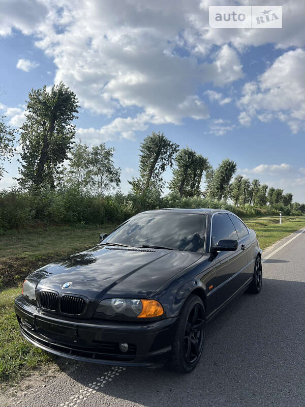 Bmw 323i (1999)