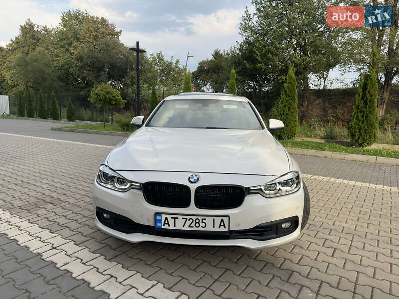 Bmw 330e (2017)