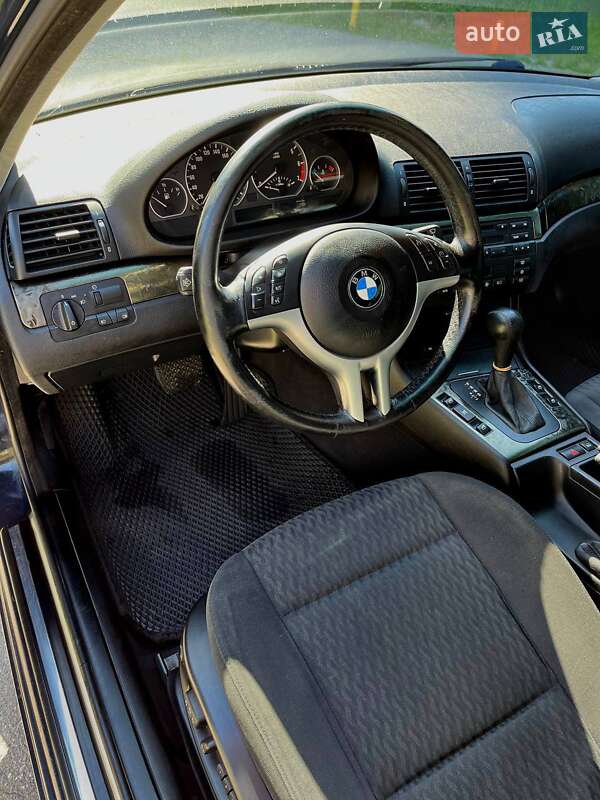 Bmw 330xi (2001)