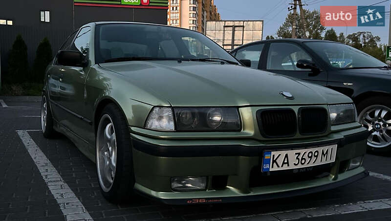 Bmw 323i (1996)
