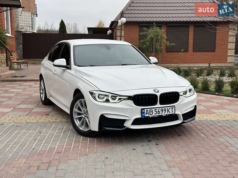Bmw 330i xdrive (2018)