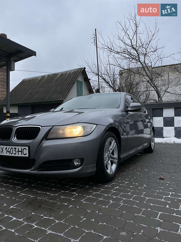Bmw 318 (2009)