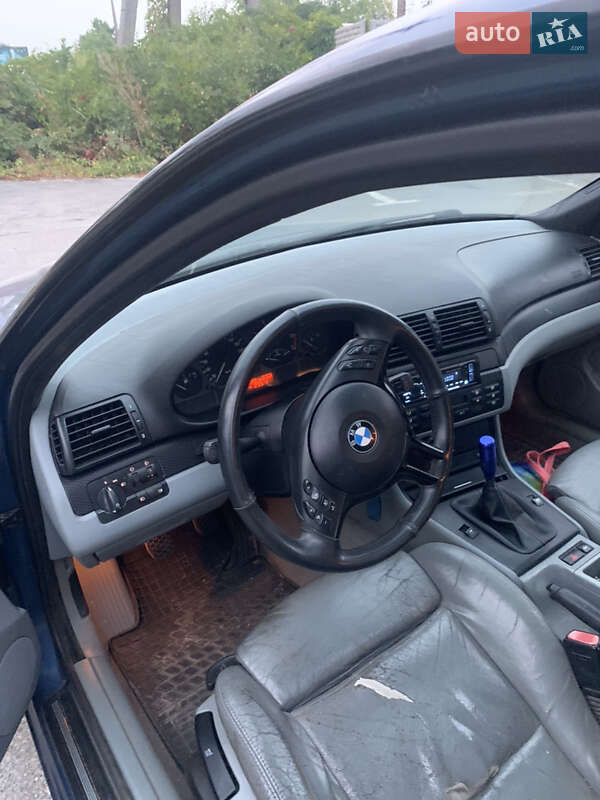 Bmw 325 (2001)