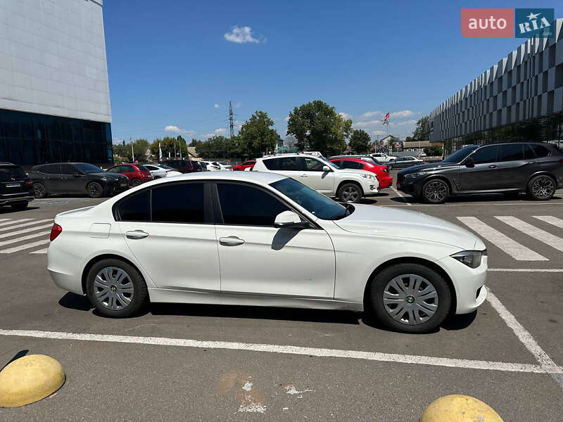 Bmw 3 series (2012)
