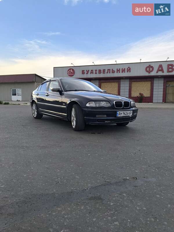 Bmw 3 series (2000)