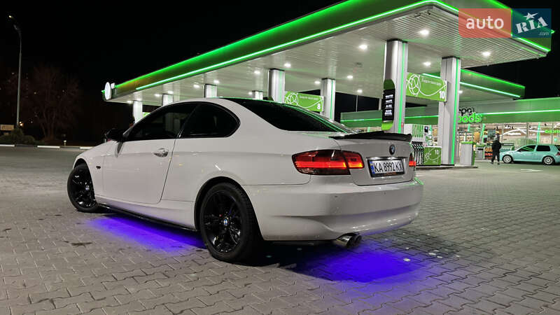 Bmw 3 series (2008)