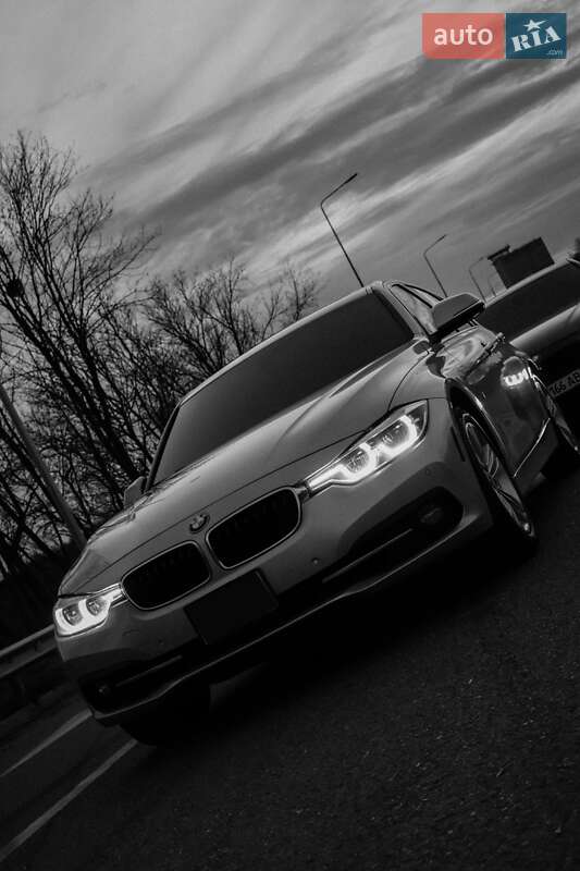 Bmw 3 series (2017)