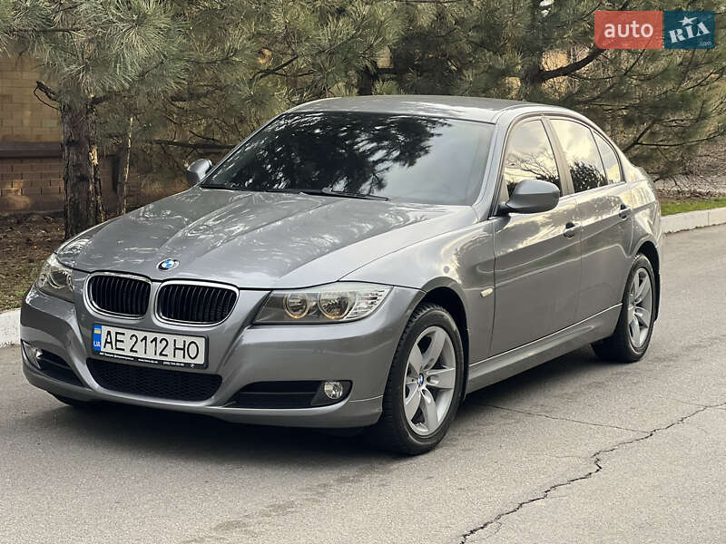 Bmw 3 series (2009)