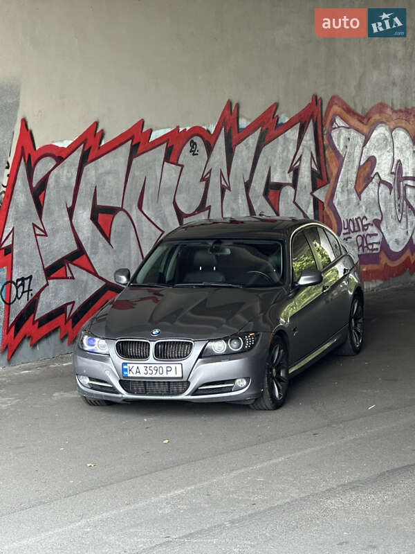 Bmw 3 series (2011)