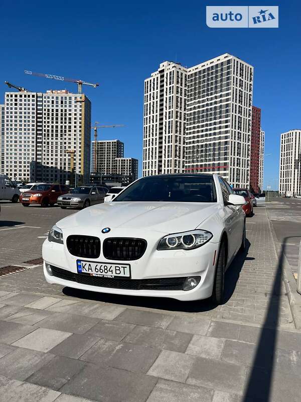 Bmw 528 (2013)